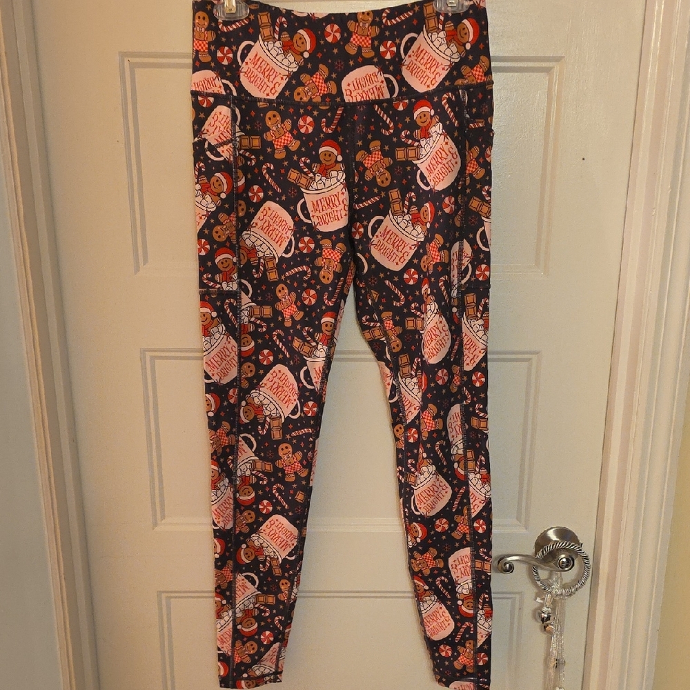 CVG ~ Merry N Bright Medium Full Length